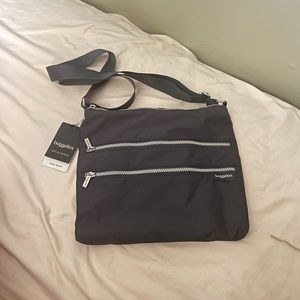 Baggallini Large Zipper Crossbody Bag